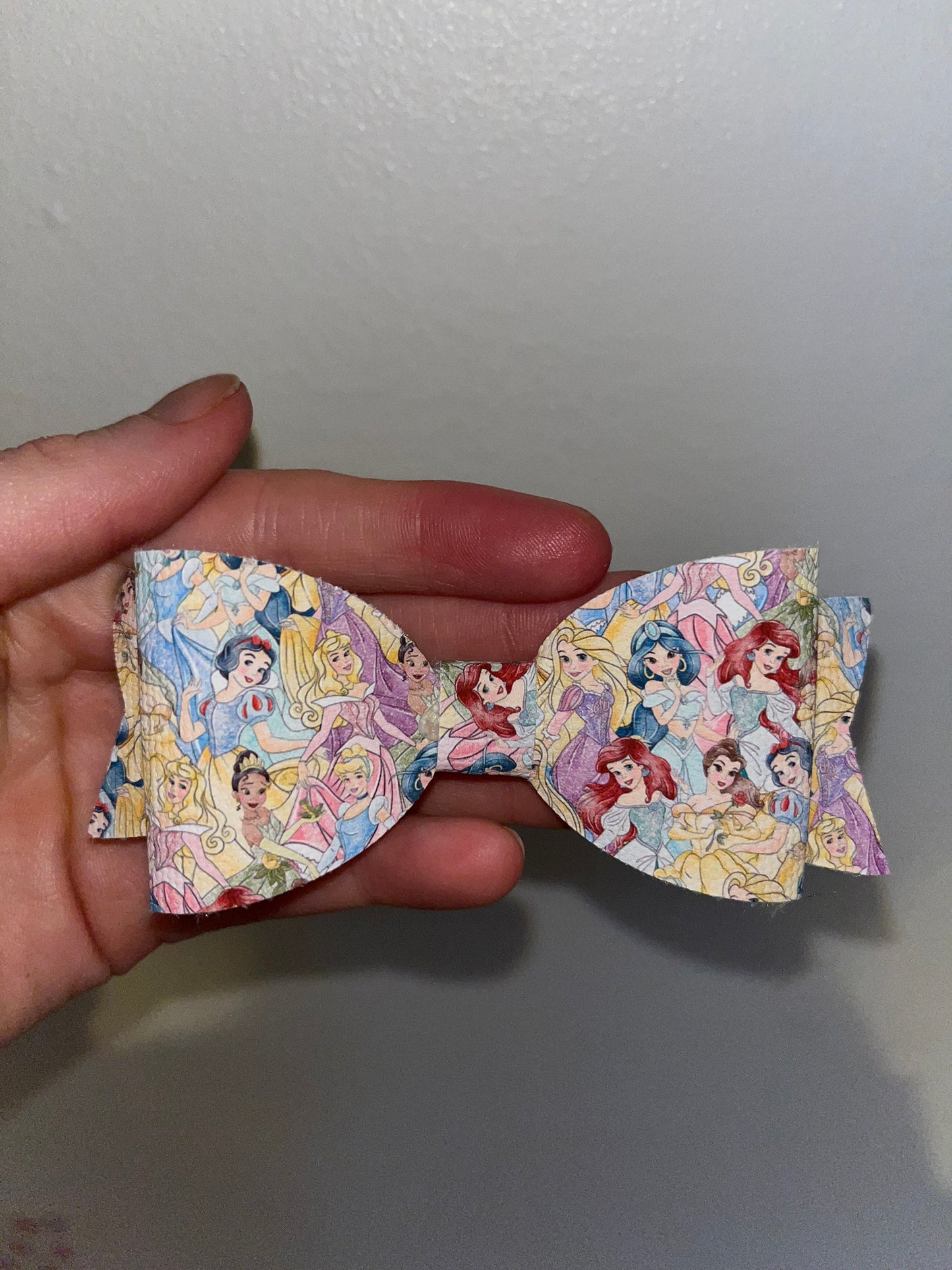 Character hair bows - all character designs are pictured in the bag and bow sets 1 & 2