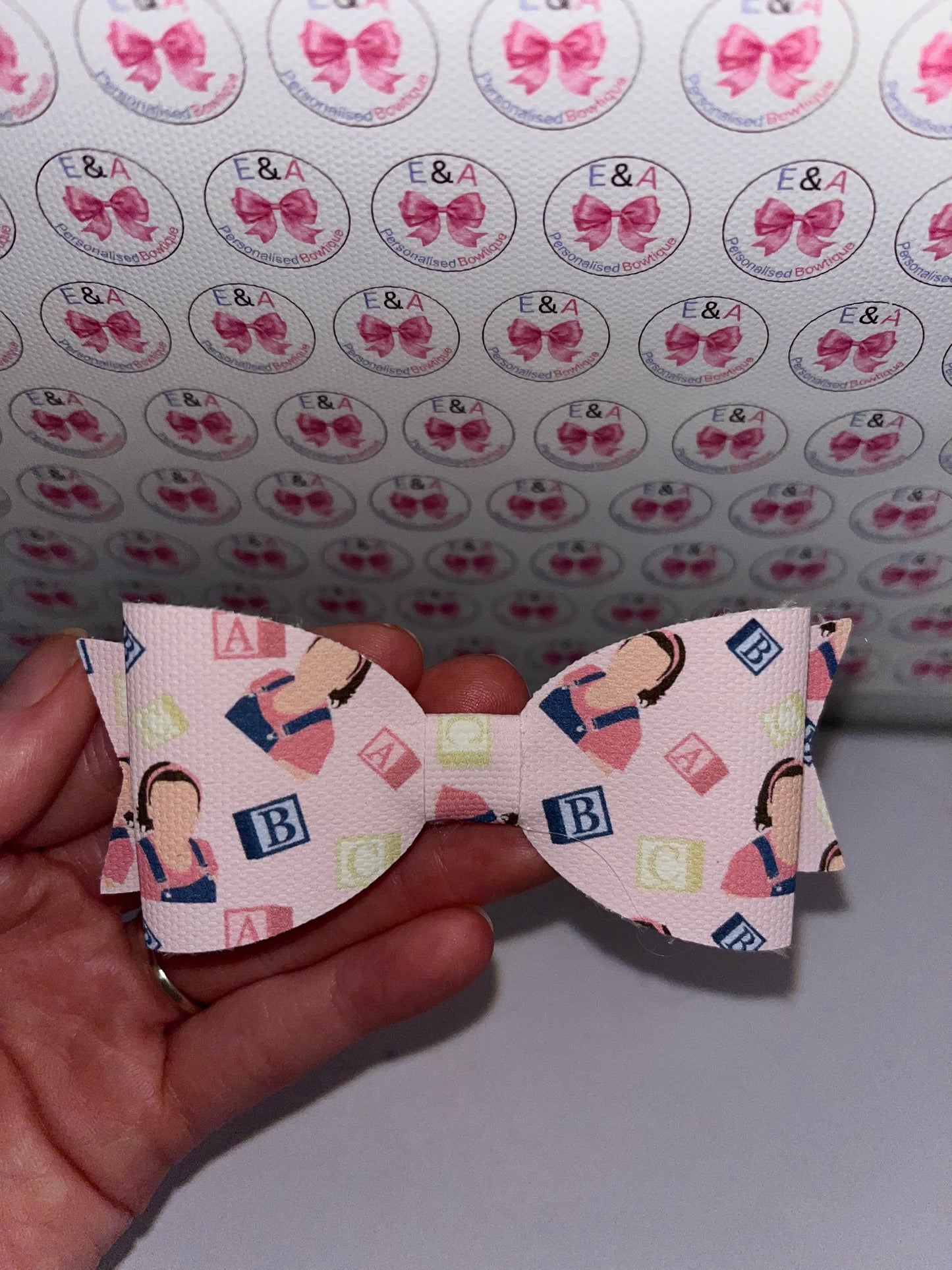 Character hair bows - all character designs are pictured in the bag and bow sets 1 & 2